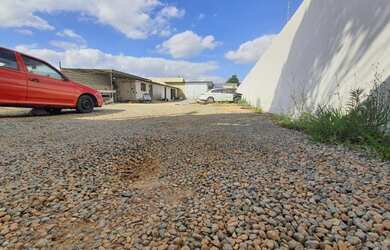 Imagem: O terreno possui 600m² de Área e está localizado em Cidade