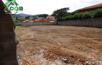 Imagem 1: Terreno em Atibaia em bairro residencial, plano com 640 m²