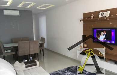 Imagem: A casa possui 4 Dormitórios, 4 Banheiros, 1 Vaga na garagem