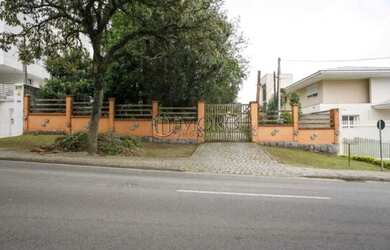 Imagem 2: TERRENO à venda com 1700m² por R$ 3.000.000,00 no bairro Seminário...