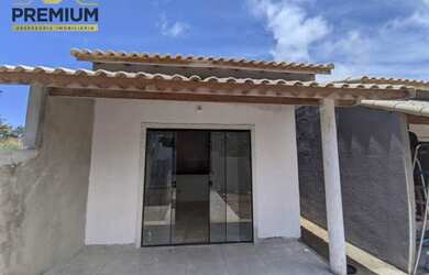 Imagem: A casa possui 2 Dormitórios, 2 Banheiros, 1 Vaga na garagem