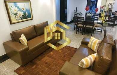 Imagem: A casa possui 3 Dormitórios, 3 Banheiros, 3 Vagas na garagem