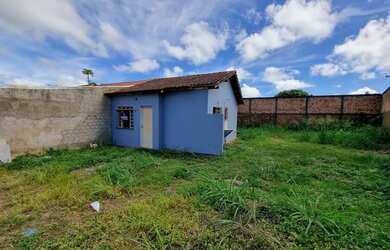 Imagem: A casa em condomínio possui 2 Dormitórios, 1 Banheiro, 5 Vagas