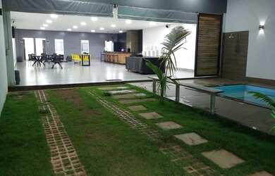 Imagem 3: Salao de festa. Piscina, Churrasqueira, 2 Vagas na garageme2 Dormitórios