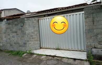 Imagem: A casa possui 3 Dormitórios, 3 Banheiros, 1 Vaga na garagem