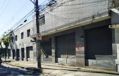 Imagem: O depósito possui 871m² de Área e está localizado em Carlos