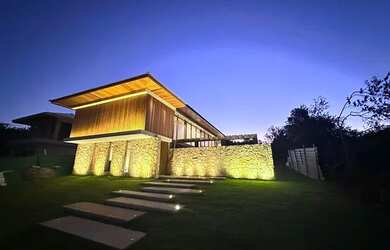 Imagem 14: Mansão na Praia do Forte com acesso à praia PORTEIRA FECHADA