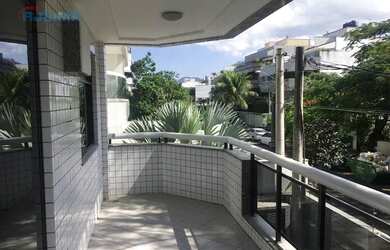 Imagem: O apartamento possui 2 Dormitórios, 3 Banheiros, 2 Vagas na