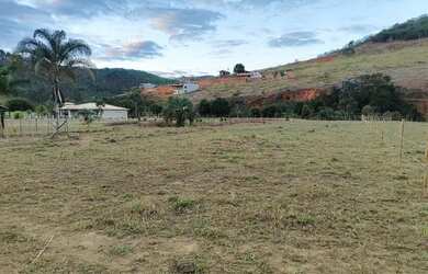 Imagem: O terreno possui 2.000m² de Área e está localizado em Rio