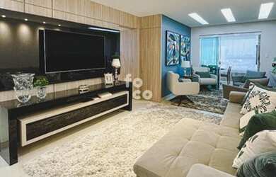 Imagem: O apartamento possui 4 Dormitórios, 4 Banheiros, 2 Vagas na