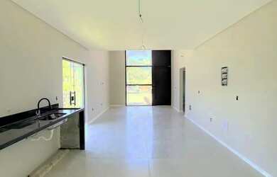 Imagem 2: Térrea para venda possui 142 metros quadrados com 3 quartos