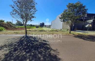 Imagem 3: Terreno de 300m no Jardim Ipê IV com fácil acesso à Avenida Andradina