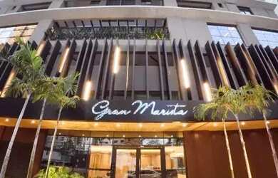 Imagem: O apartamento possui 4 Dormitórios, 4 Banheiros, 2 Vagas na