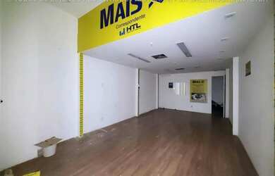 Imagem: O depósito possui 42m² de Área e está localizado em Itaigara