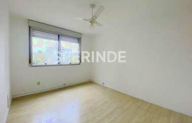 Imagem 3: Ótimo apartamento de 02 dormitórios, área de serviço com banheiro...