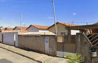 Imagem: A casa possui 1 Dormitório, 1 Banheiro, 36m² de Área e está