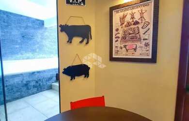 Imagem 10: CASA - 5 DORMITÓRIOS - NO BAIRRO ALTOS DO SEMINÁRIO