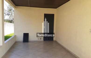 Imagem 4: Casa à Venda no Dom Bosco com Mercearia e Amplo Espaço