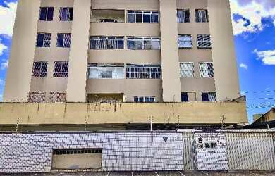 Imagem: O apartamento possui 4 Dormitórios, 3 Banheiros, 2 Vagas na