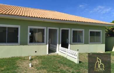 Imagem: A casa possui 1 Dormitório, 1 Banheiro, 1 Vaga na garagem