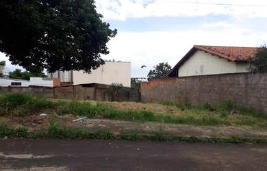 Imagem: O terreno possui 300m² de Área e está localizado em Lagoinha