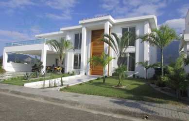 Imagem 1: Caraguatatuba - Casa Padrão - Massaguaçu