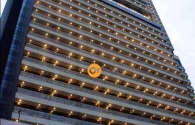 Imagem: O apartamento possui 1 Dormitório, 1 Banheiro, 1 Vaga na garagem