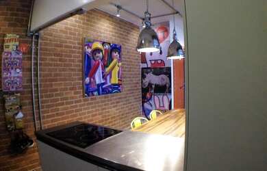 Imagem 9: Contemporâneo. Imóvel mobiliado, Ar-condicionado, Guarda roupae140m²...