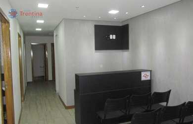 Imagem: O depósito possui 2 Vagas na garagem, 101m² de Área e está