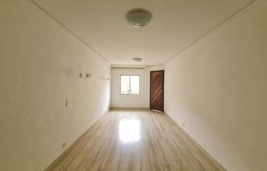 Imagem 8: ALUGUE SEM FIADOR OU COM SEU CARTÃO DE CRÉDITO - SOBRADO EM SANTA FELICIDADE!!