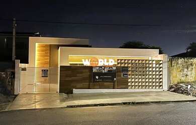 Imagem: A casa possui 3 Dormitórios, 2 Banheiros, 1 Vaga na garagem