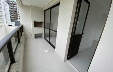 Imagem 2: W Apartamento de 3 quartos no Pedra Branca, de frente, vista livre