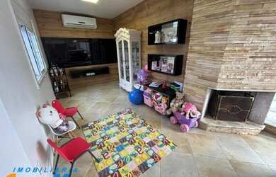 Imagem 8: Sobrado com 3 Dormitórios e 1 suite Master