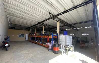 Imagem 3: Galpão Guajiru. 320m² de Áreae5 Vagas na garagem