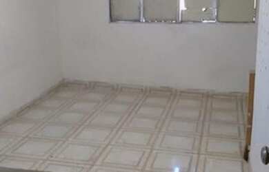 Imagem: A casa possui 2 Dormitórios, 2 Banheiros, 3 Vagas na garagem