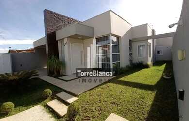 Imagem: A casa em condomínio possui 3 Dormitórios, 3 Banheiros, 5