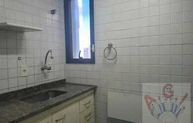 Imagem 9: LOCAÇÃO / VENDA - Sala comercial com 4 ambientes e 2 vagas