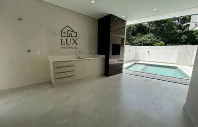 Imagem 8: Alphaville 4 / 230m² / 4 suítes / semi mobiliada / área gourmet / piscina/...