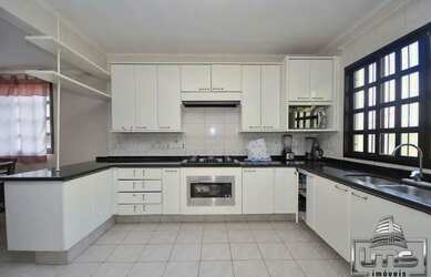 Imagem 12: Sobrado para venda tem 370 metros quadrados com 5 quartos em Atuba - Curitiba - PR