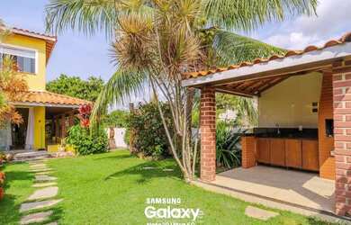 Imagem: A casa em condomínio possui 5 Dormitórios, 4 Banheiros, 2