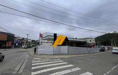 Imagem: O depósito possui 1088m² de Área e está localizado em Regiao