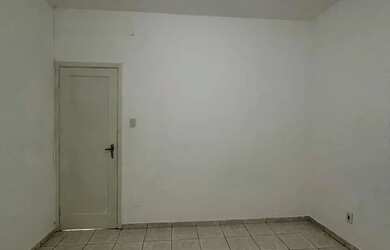 Imagem 14: 02 dosm na Av Afonso Pena prox. ao canal 4 em Santos/SP