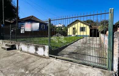 Imagem 6: Casa de 02 quartos e vaga de garagem, à venda, no bairro Urlândia em...