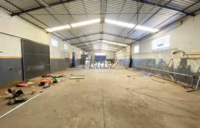 Imagem: O depósito possui 427m² de Área e está localizado em Rodocentro