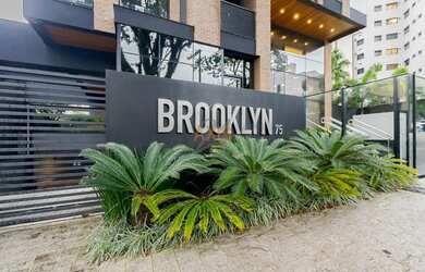 Imagem: O apartamento possui 2 Dormitórios, 2 Banheiros, 1 Vaga na