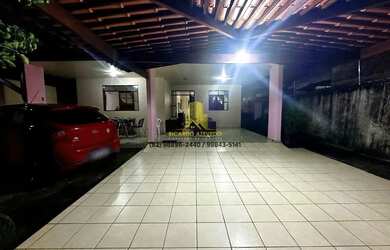 Imagem: A casa possui 3 Dormitórios, 4 Banheiros, 4 Vagas na garagem