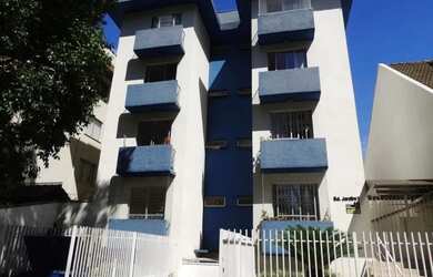 Imagem: O apartamento para alugar possui 2 Dormitórios, 1 Banheiro