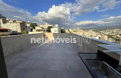 Imagem: O apartamento na cobertura possui 3 Dormitórios, 2 Banheiros