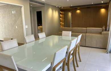 Imagem: O apartamento possui 4 Dormitórios, 5 Banheiros, 4 Vagas na