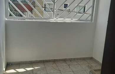 Imagem: O quarto e está localizado em Funcionários, Montes Claros